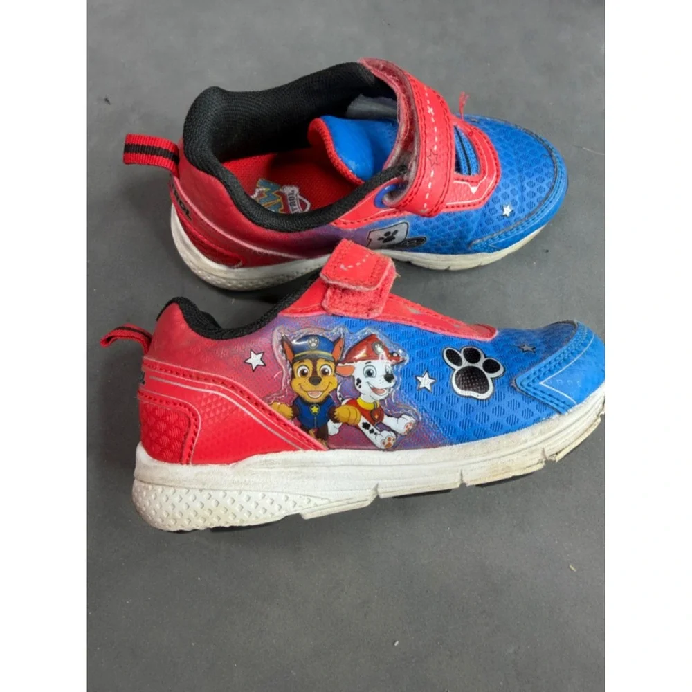 Light up Paw Patrol Boys Sneakers Chase Marshall Hook Loop Shoes Size 9